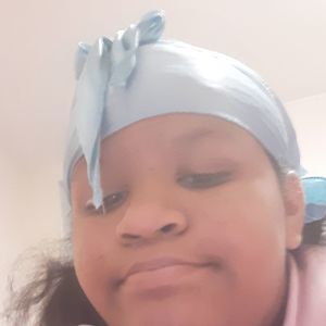 Meet your Posher, Candy